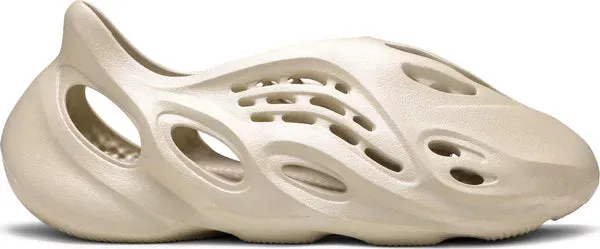 adidas Yeezy Foam RNNR "Sand" Yeezy Foam Runner