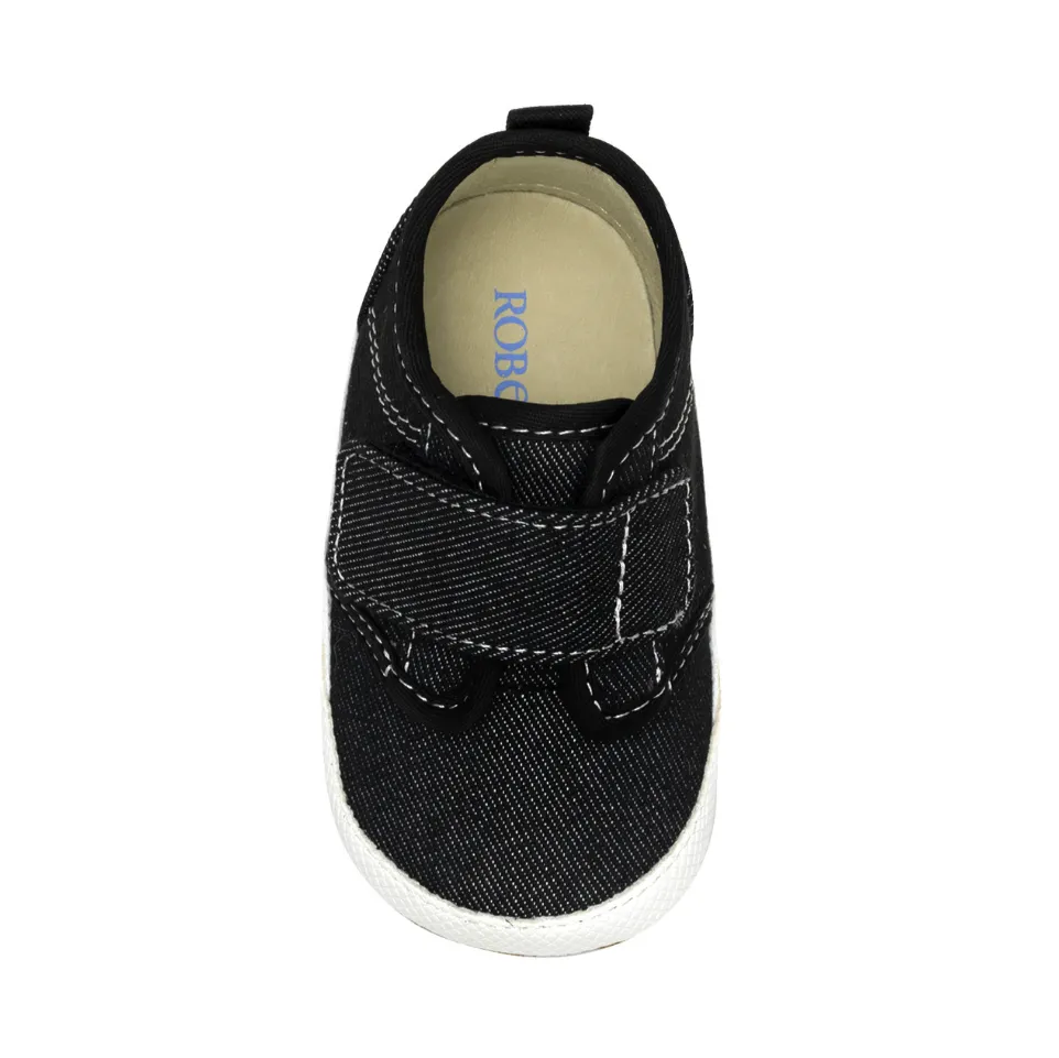 Black Jerry First Kicks