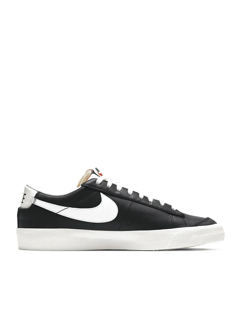 Blazer Low '77 Vintage  Black White