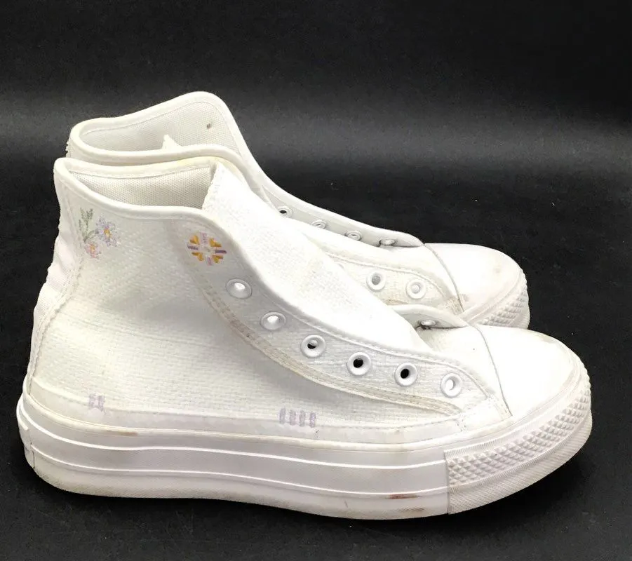 Converse Women's CTAS Platform A05068C White Athletic Shoes - Size 9.5