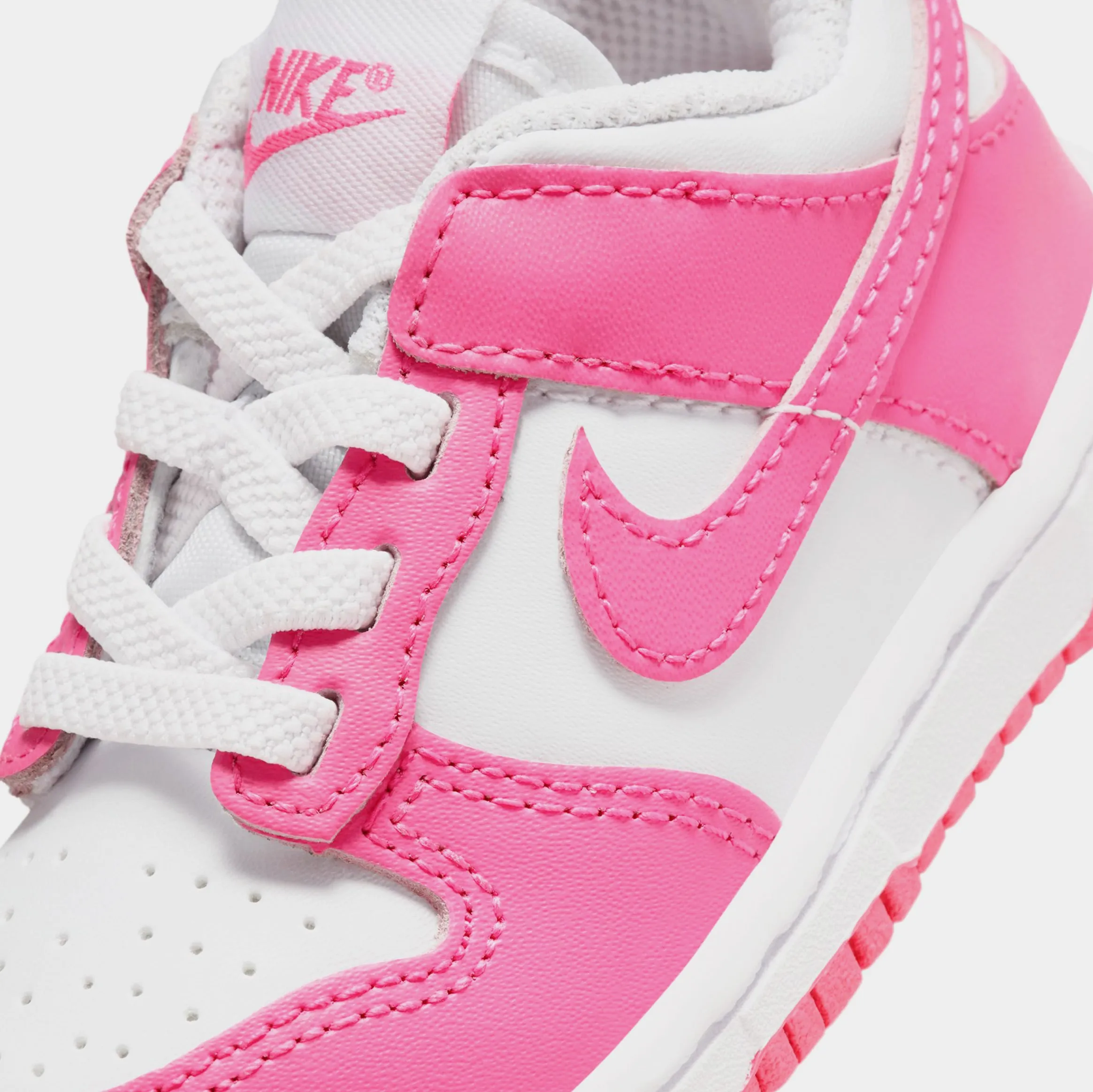 Dunk Low Infant Toddler Lifestyle Shoes (White/Laser Fuchsia)