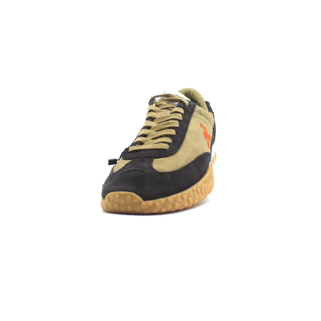 LE COQ SPORTIF .