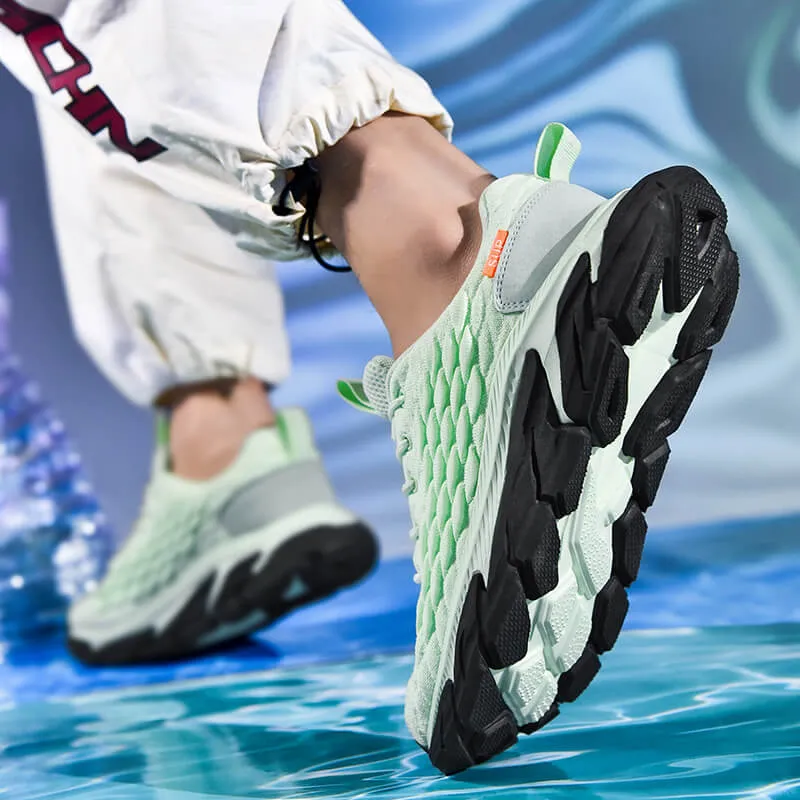 Men's Trendy Fish Scale Flying Woven Running Shoes