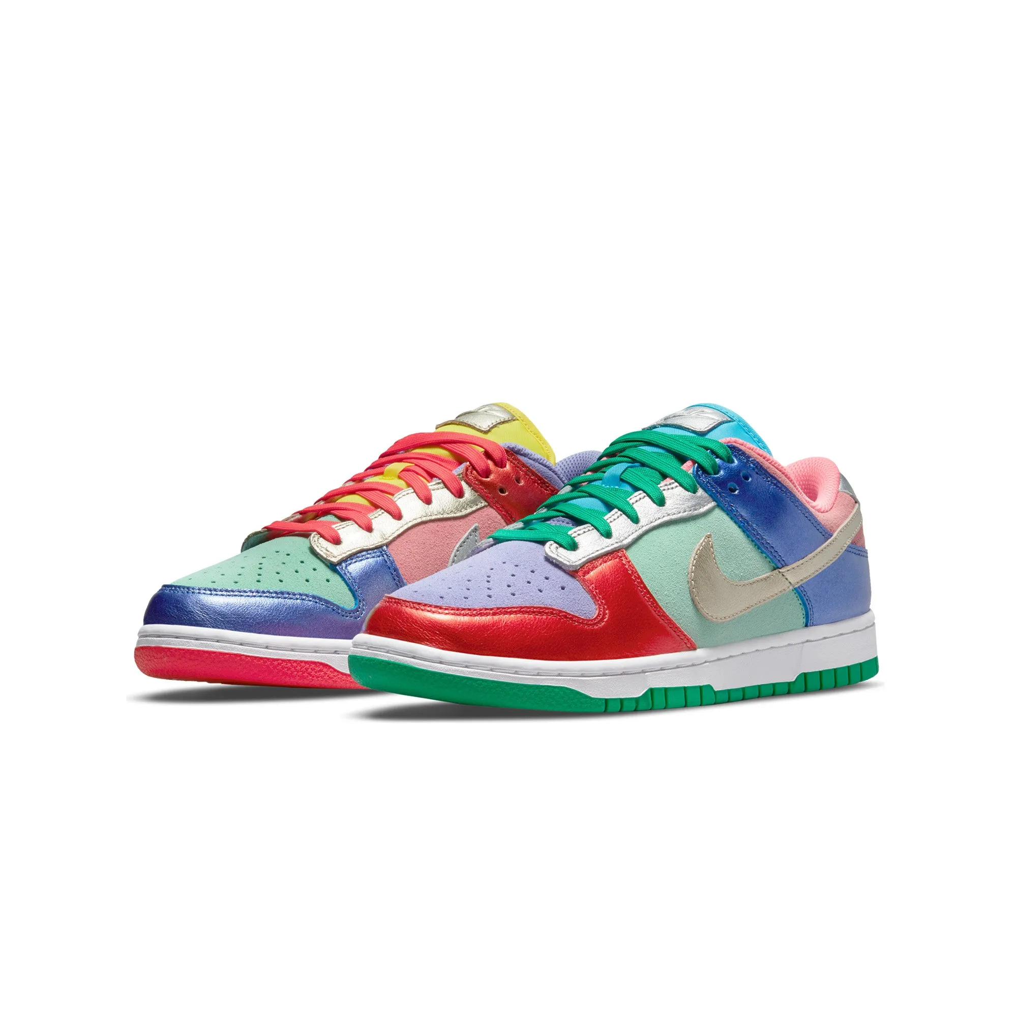 Nike Womens Dunk Low Sunset Pulse SE Shoes
