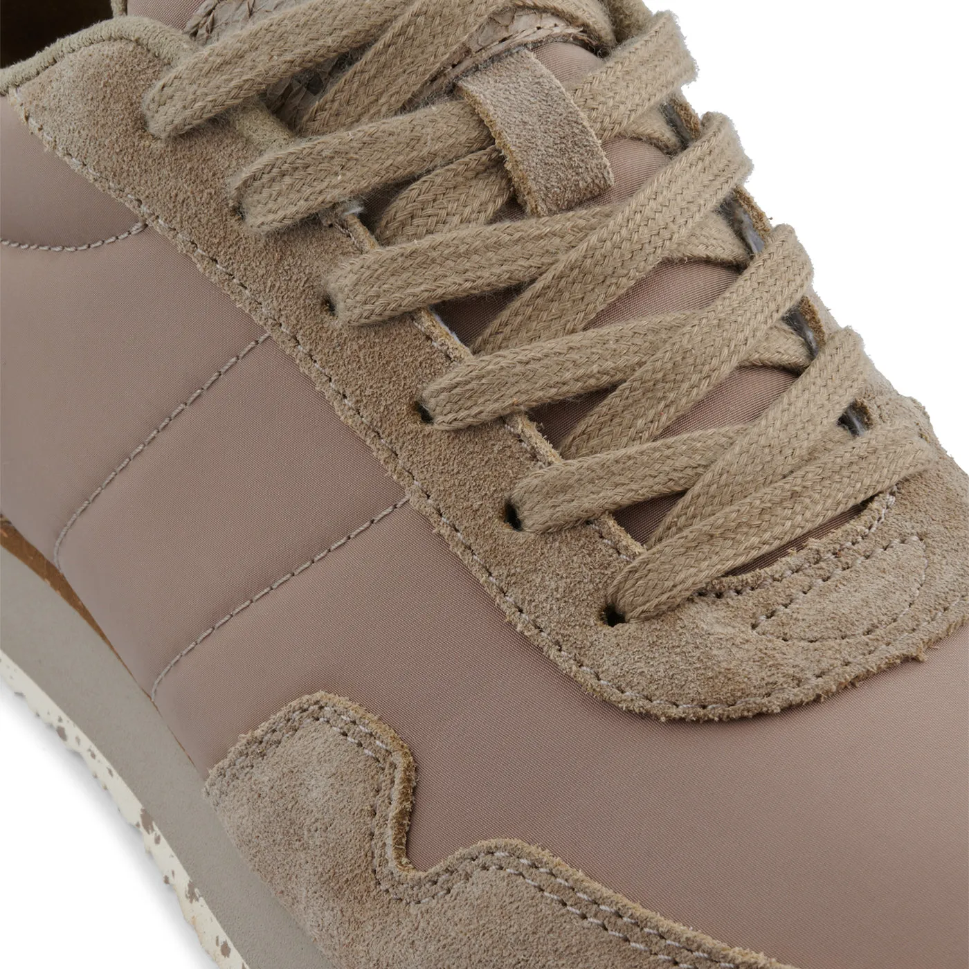 Nora III Leather - Silver Mink