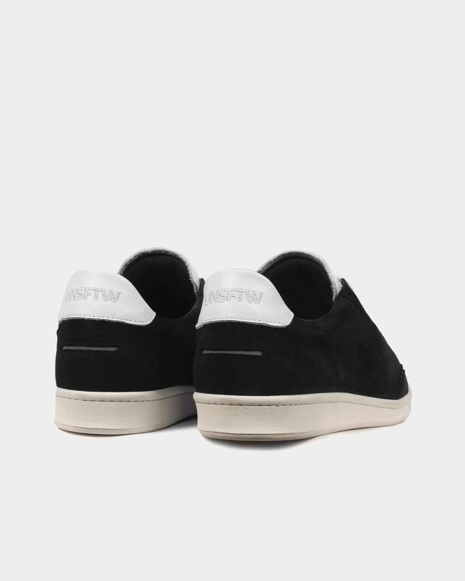 Portelet Black Low Top Sneakers