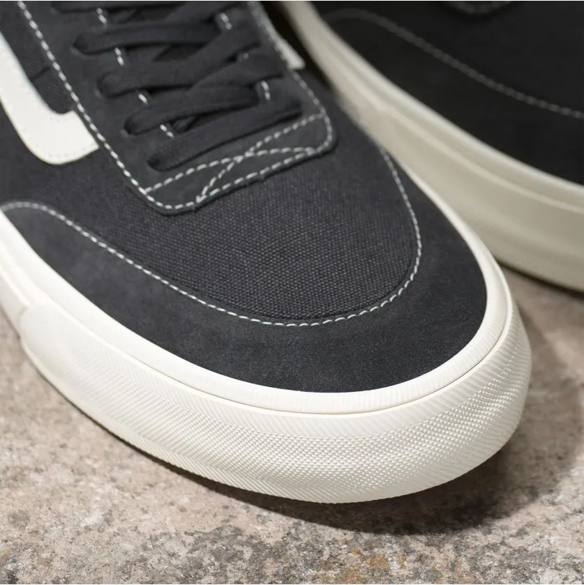 Vans Gilbert Crockett Pro 2 Skateboard Shoe - Raven/Marshmallow