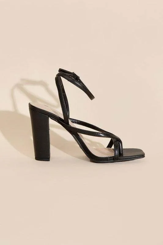 Womens Shoes Style No. Nile-5 Thong Strappy Heels
